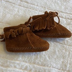 Infant Minnetonka fringe bootie